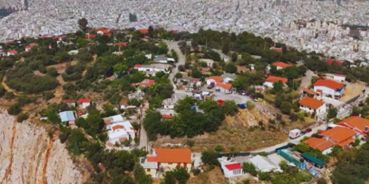 Το άγνωστο χωριό της Αθήνας που αντιστέκεται στον χρόνο!